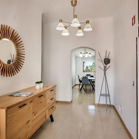 Villa Jenny By Interhome